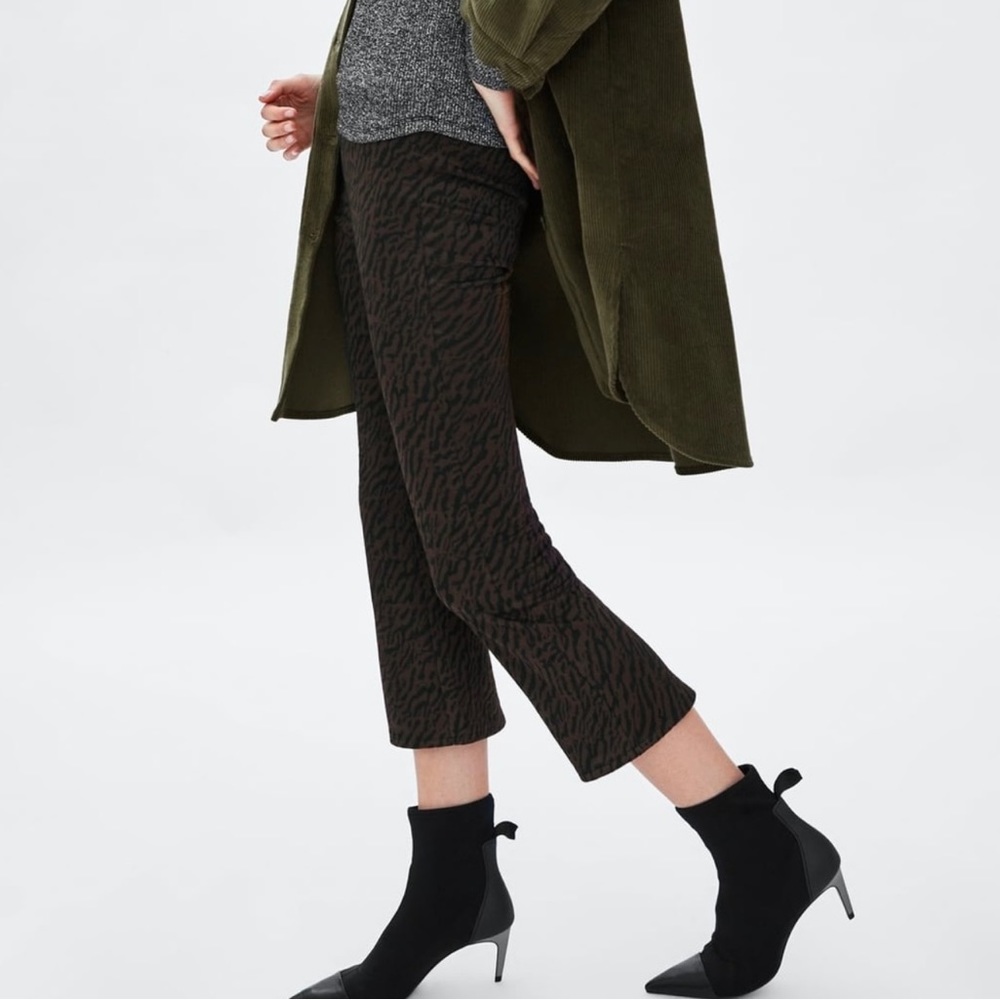 NWT! Sz M Zara Animal Print Pants w Stretchy Waistband